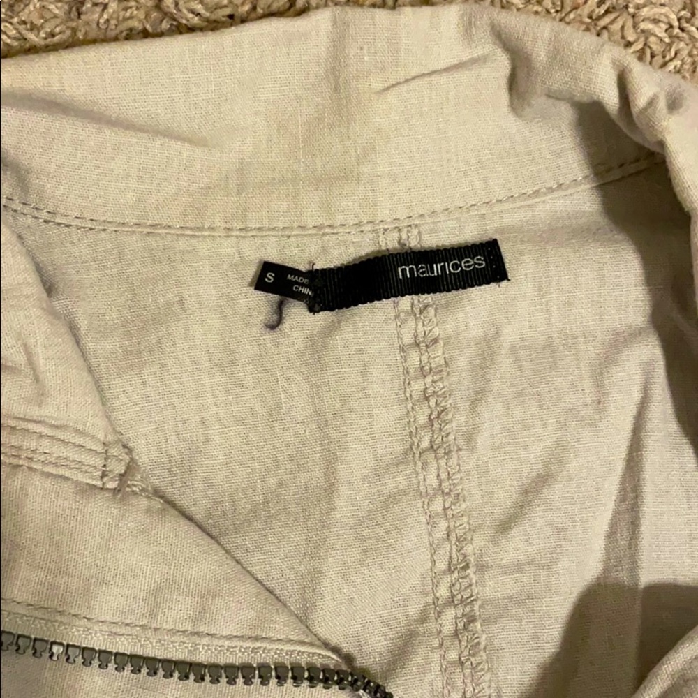 Lightweight spring jacket - Picture 3 of 4